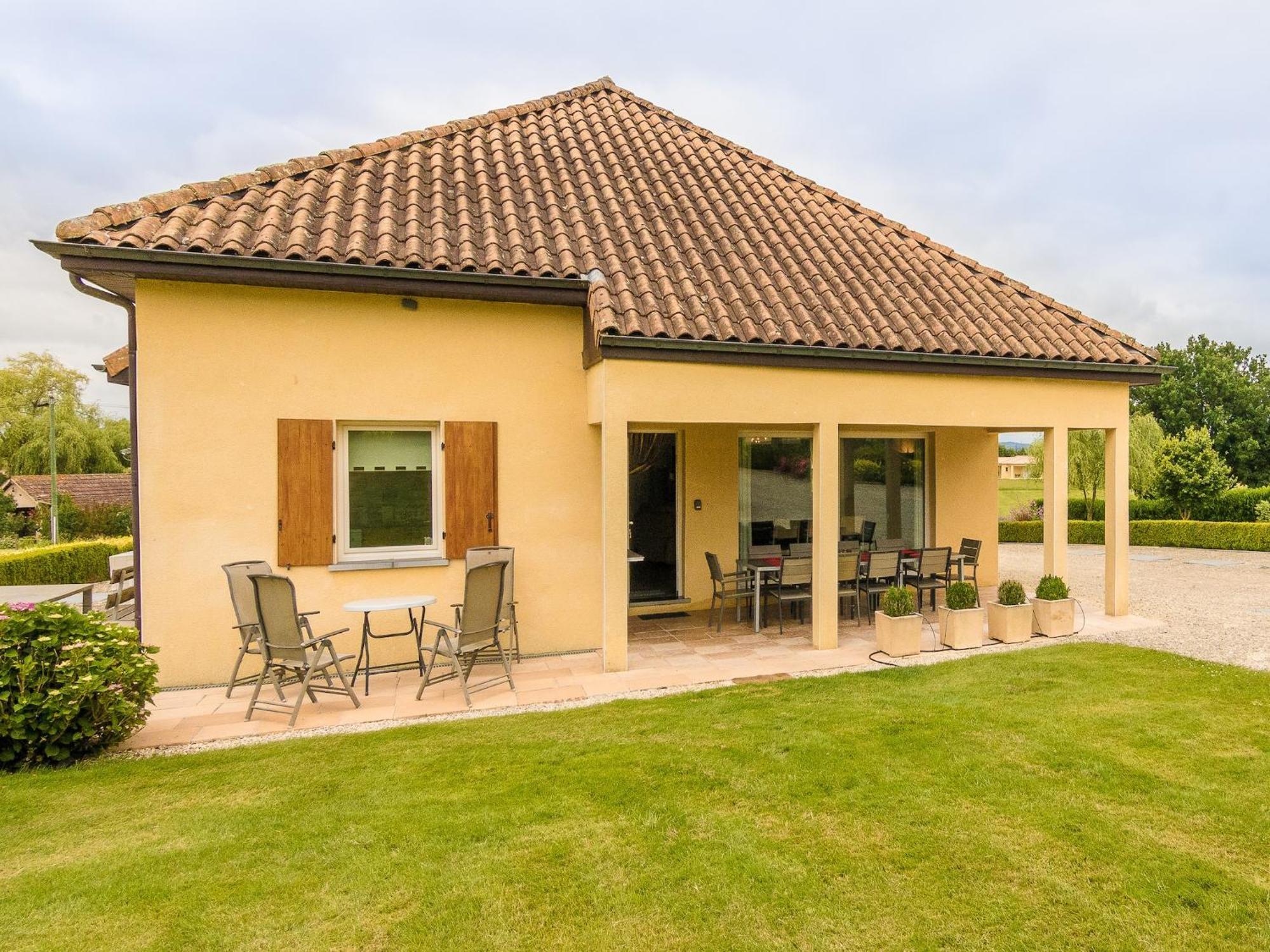 Modern Holiday Home In Aquitaine Saint-Nexans Eksteriør bilde